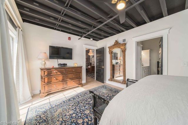 210 N Main Street 378, Kernersville, NC 27284