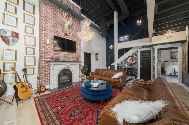 210 N Main Street 378, Kernersville, NC 27284