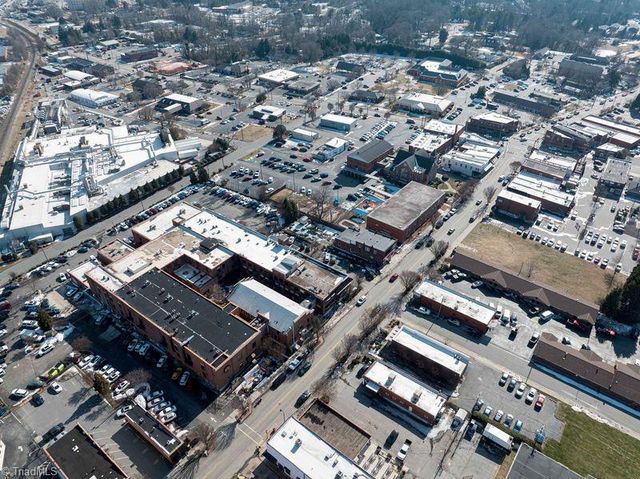 210 N Main Street 378, Kernersville, NC 27284