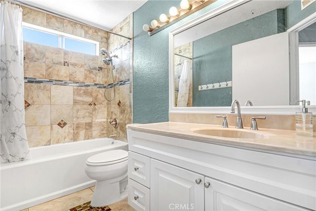 13955 Arthur Ave 4, Paramount, CA 90723