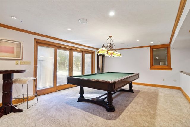 2102 Chablis Ct, Hampton, PA 15044