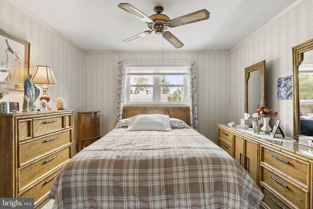 2940 STONEY CREEK RD, Norristown, PA 19401