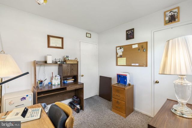 2940 STONEY CREEK RD, Norristown, PA 19401