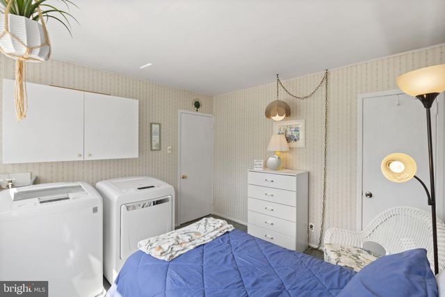 2940 STONEY CREEK RD, Norristown, PA 19401