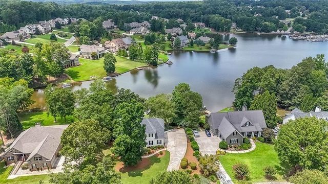 285 Peninsula Circle, Newnan, GA 30263