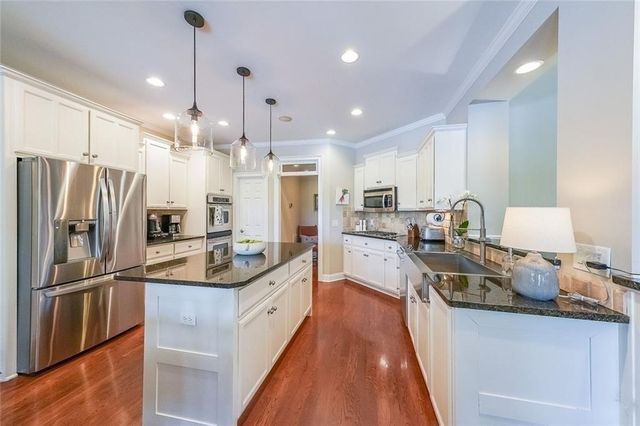 285 Peninsula Circle, Newnan, GA 30263