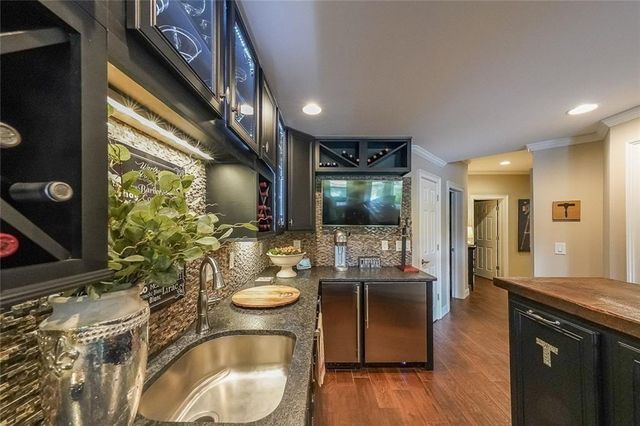 285 Peninsula Circle, Newnan, GA 30263