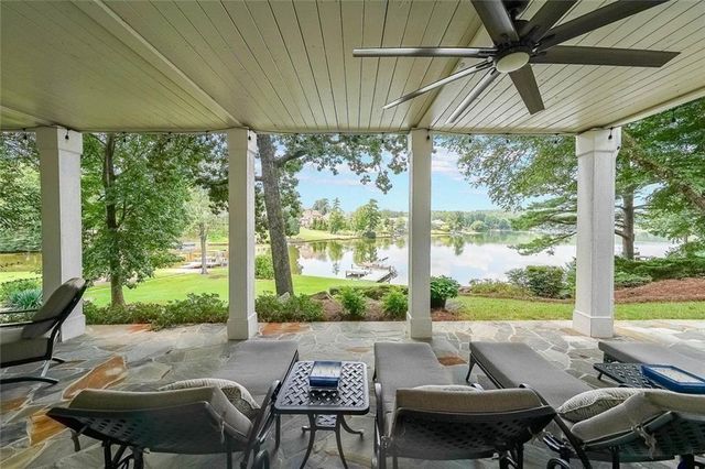 285 Peninsula Circle, Newnan, GA 30263