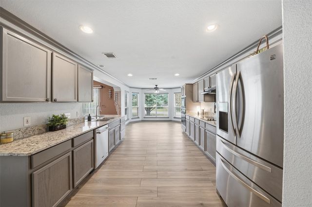 21142 Northland DR, Lago Vista, TX 78645