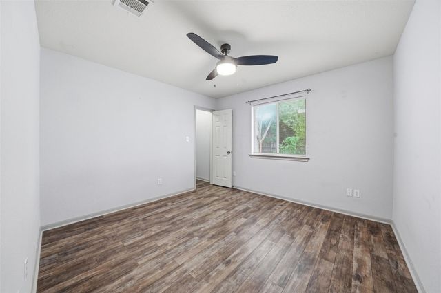 21142 Northland DR, Lago Vista, TX 78645