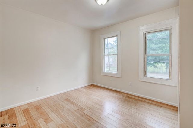 59 Brenner St, Newark City, NJ 07108
