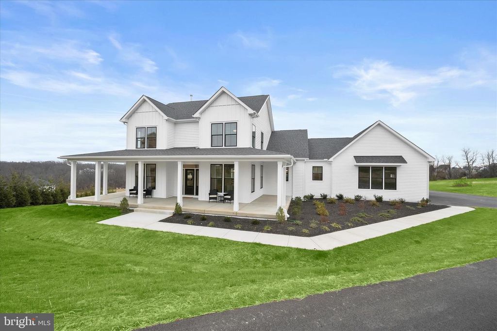 2527 FOURLEAF DR, Finksburg, MD 21048