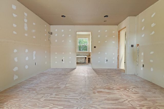 58 Horne Ave, Medford, MA 02155