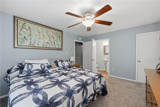 126 Beach Drive, Lake Tapawingo, MO 64015