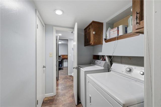 126 Beach Drive, Lake Tapawingo, MO 64015
