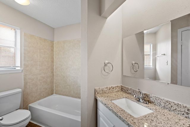 17514 Lobo Trail, Houston, TX 77084