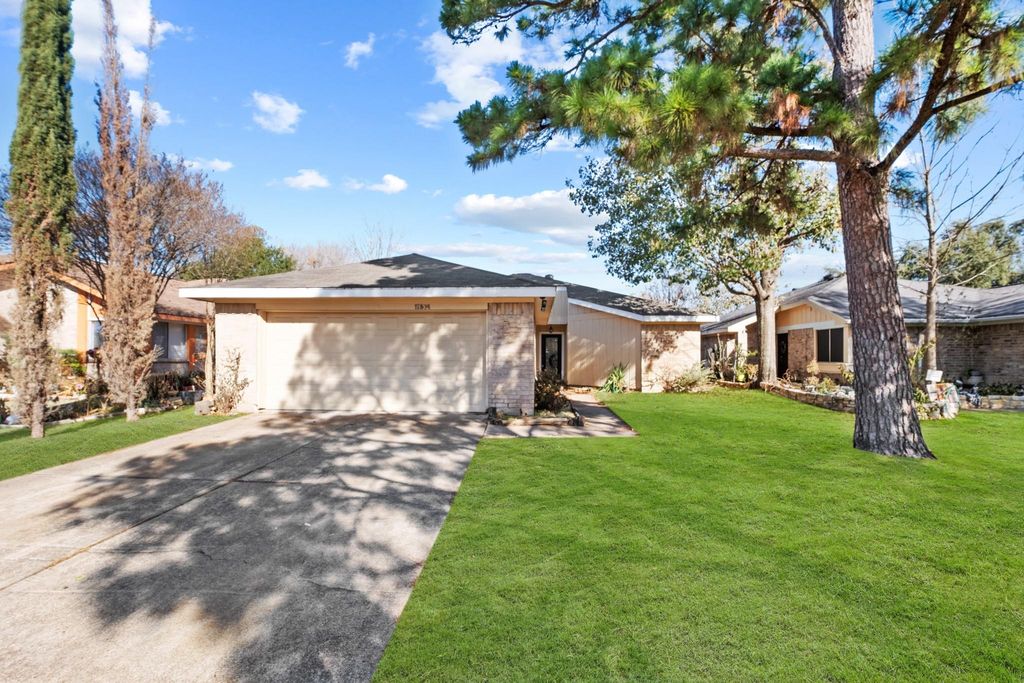 17514 Lobo Trail, Houston, TX 77084