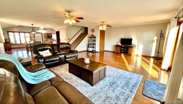 22935 Allor Street, St. Clair Shores, MI 48082