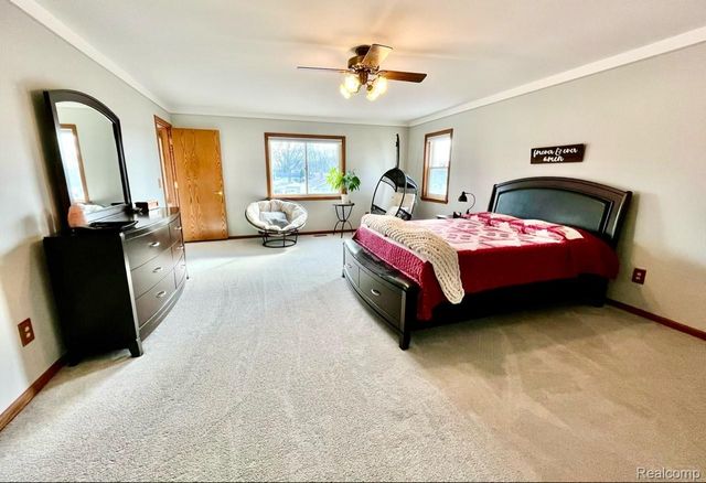 22935 Allor Street, St. Clair Shores, MI 48082