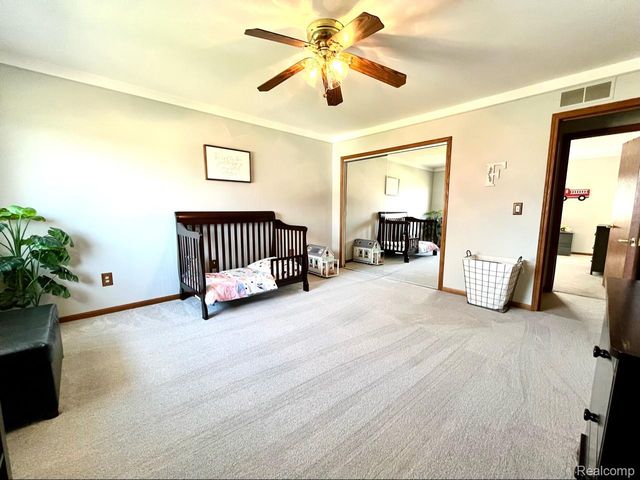 22935 Allor Street, St. Clair Shores, MI 48082