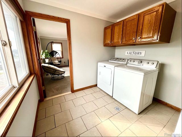 22935 Allor Street, St. Clair Shores, MI 48082
