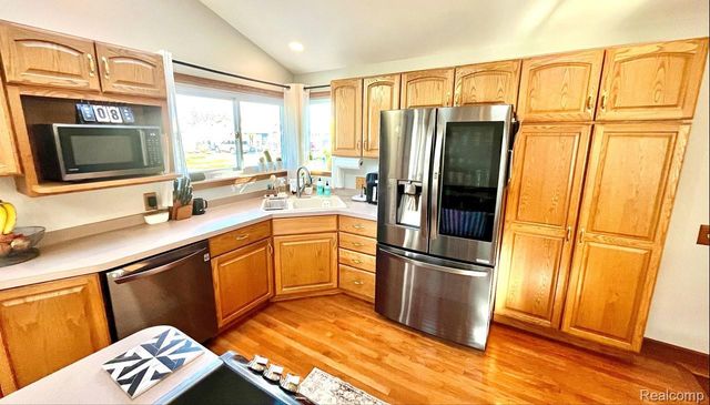 22935 Allor Street, St. Clair Shores, MI 48082
