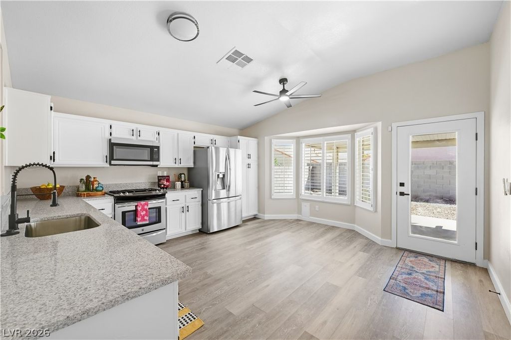 9817 Cross Creek Way, Las Vegas, NV 89117 — photo 3