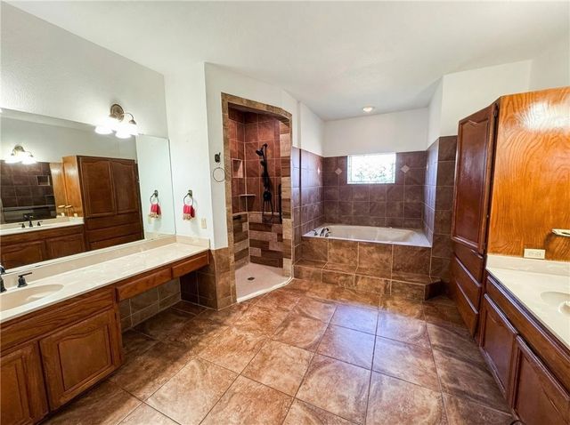 1102 Delta, Corpus Christi, TX 78412