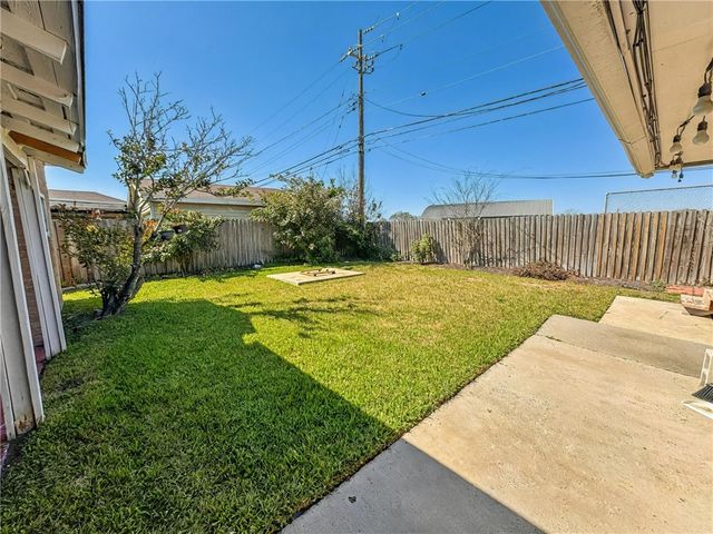 1102 Delta, Corpus Christi, TX 78412