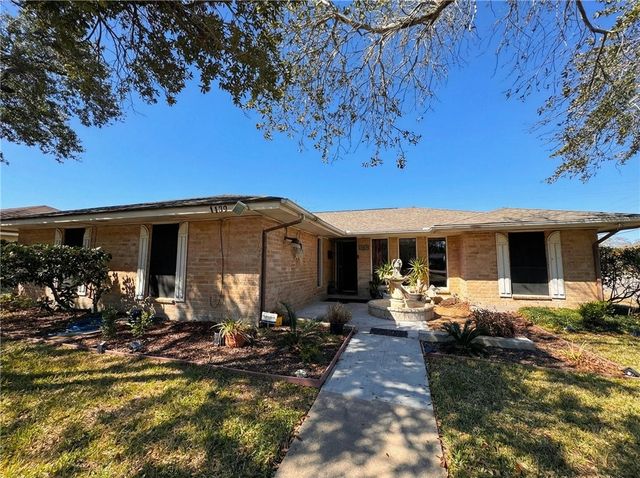 1102 Delta, Corpus Christi, TX 78412