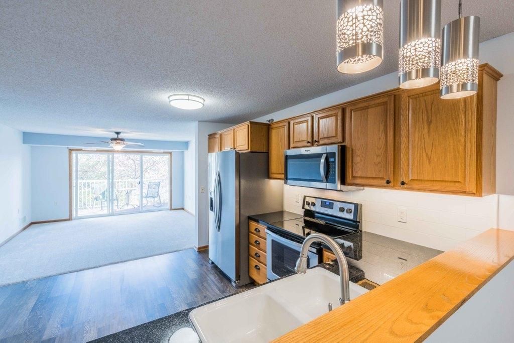 16154 Main Avenue SE 212, Prior Lake, MN 55372 — photo 2