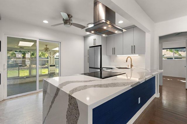 223 Price Way, Folsom, CA 95630