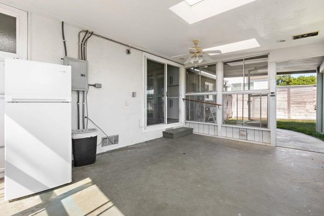 223 Price Way, Folsom, CA 95630