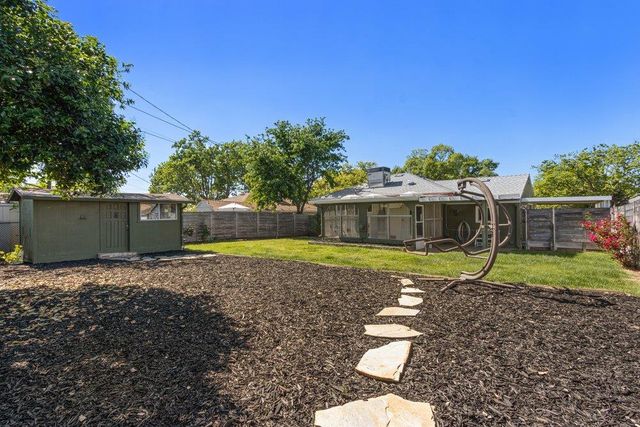 223 Price Way, Folsom, CA 95630