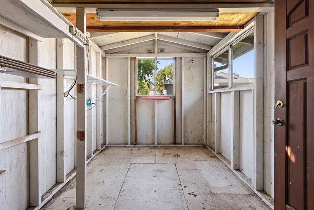 223 Price Way, Folsom, CA 95630