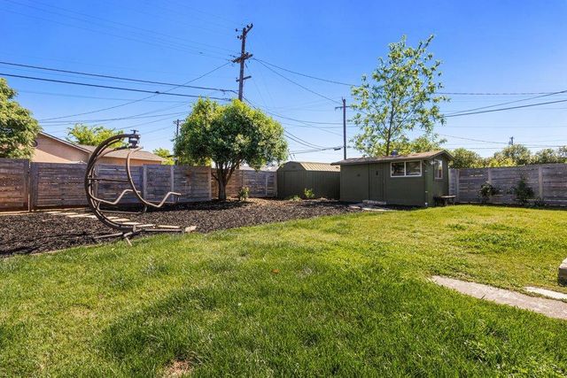 223 Price Way, Folsom, CA 95630