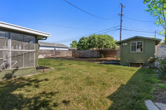 223 Price Way, Folsom, CA 95630