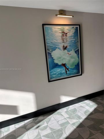 121 NE 5 2712, Miami, FL 33132