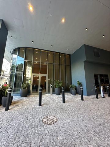 121 NE 5 2712, Miami, FL 33132