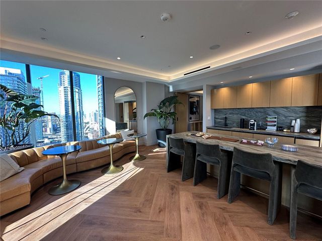 121 NE 5 2712, Miami, FL 33132