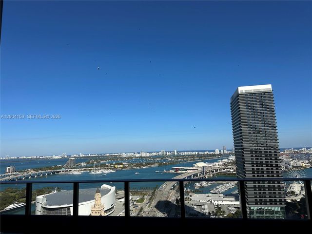 121 NE 5 2712, Miami, FL 33132