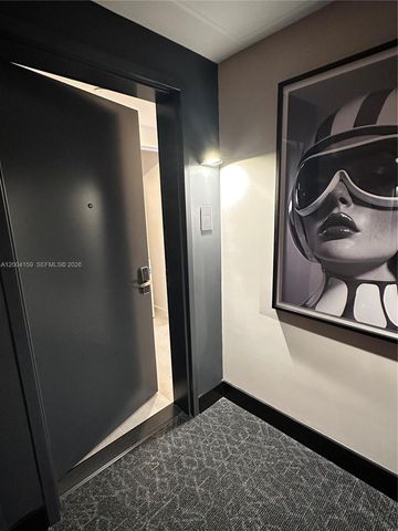 121 NE 5 2712, Miami, FL 33132