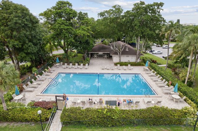 3001 S Course Drive 502, Pompano Beach, FL 33069