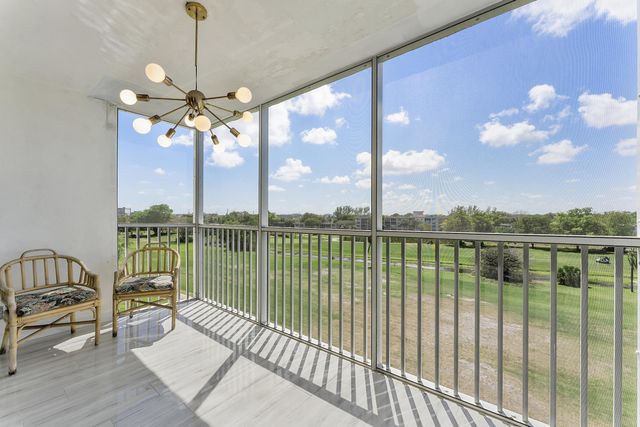 3001 S Course Drive 502, Pompano Beach, FL 33069