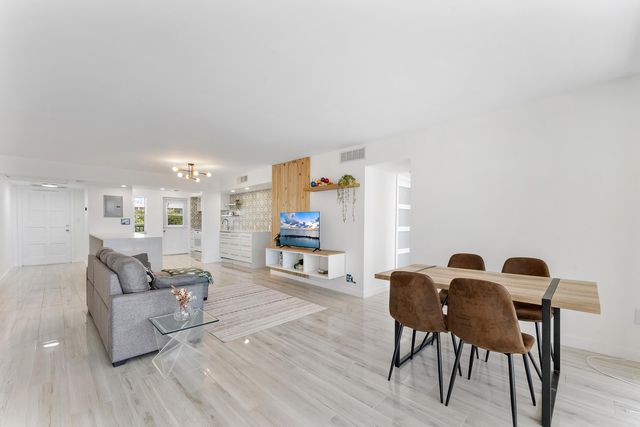 3001 S Course Drive 502, Pompano Beach, FL 33069