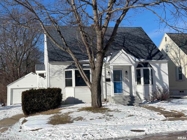 203 COURT Drive, Washington, IL 61571