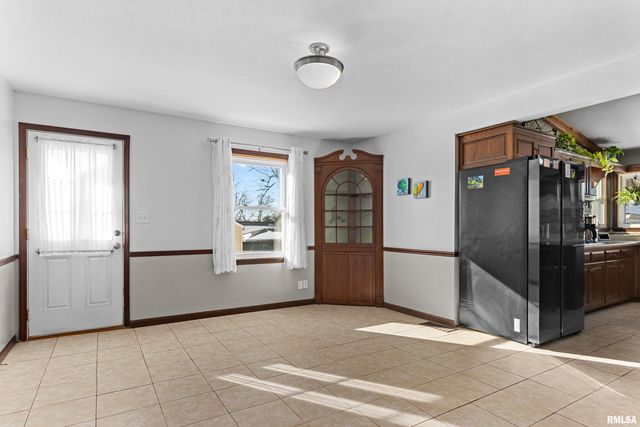 203 COURT Drive, Washington, IL 61571