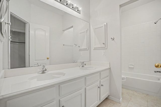 2813 Persimmon Place, Rowlett, TX 75088