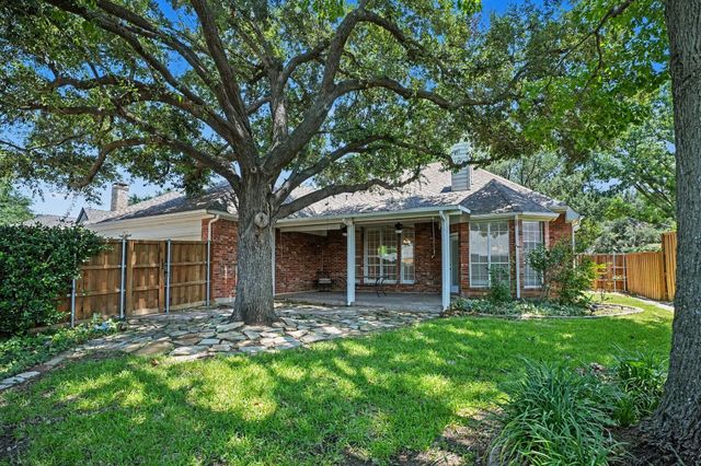 2813 Persimmon Place, Rowlett, TX 75088