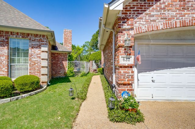 632 Lochngreen Trail, Arlington, TX 76012
